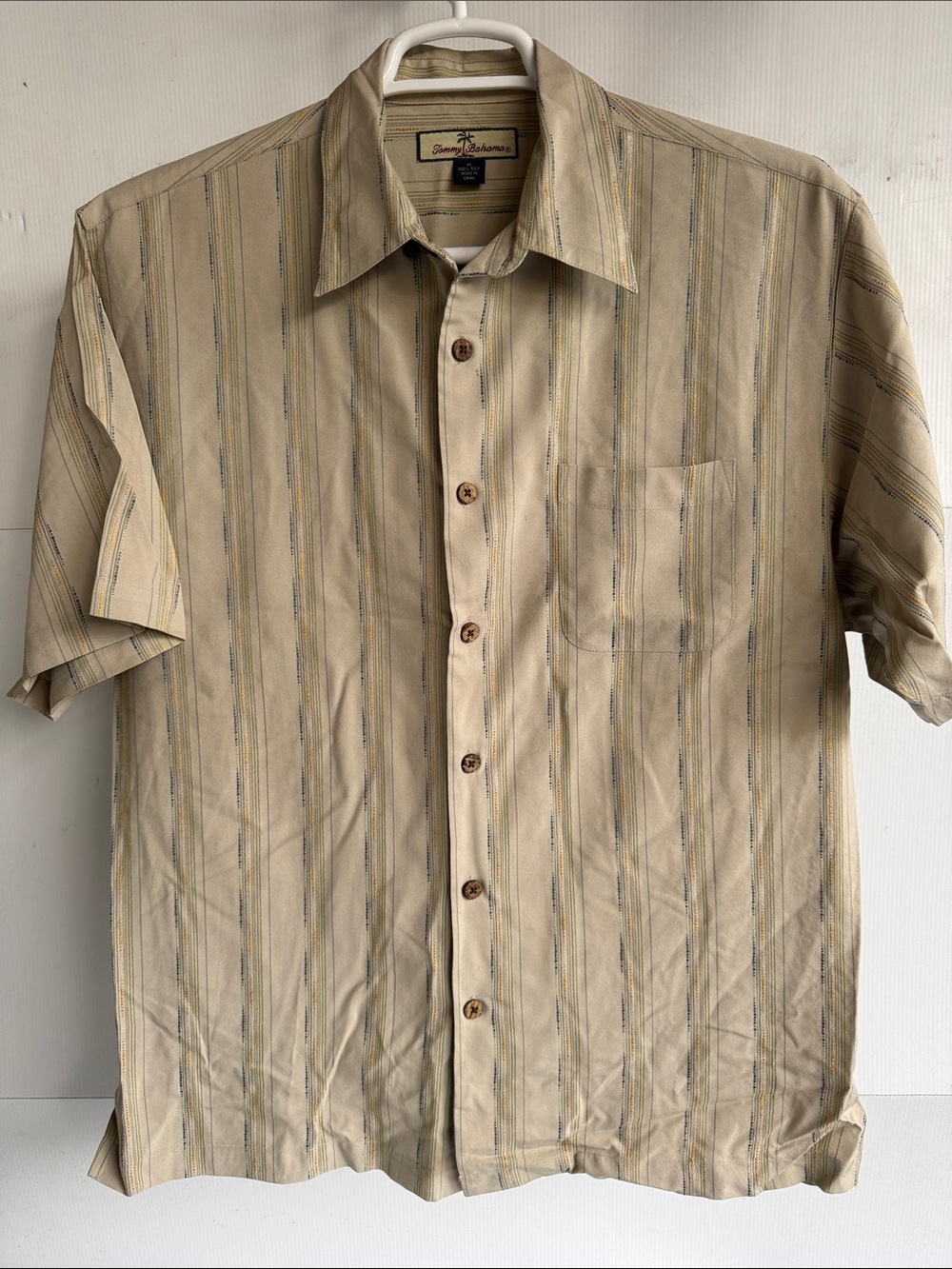TOMMY BAHAMA SILK STRIPE CAMP SHIRT SIZE M BEIGE TAN